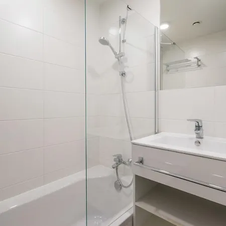 Deluxe Holiday For 7 People בית נופש